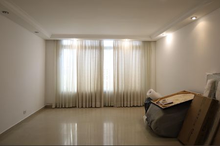 Casa para alugar com 3 quartos, 180m² em Jardim Belgica, São Paulo