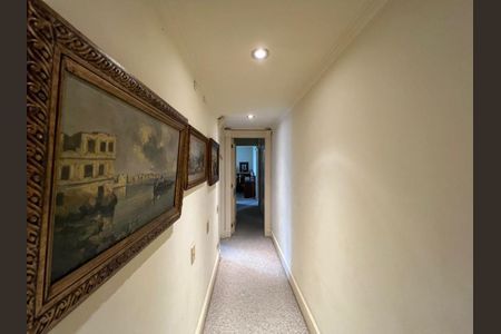 Apartamento à venda com 220m², 4 quartos e 4 vagas