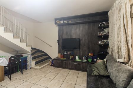 Sala  de casa à venda com 2 quartos, 200m² em Vila Carrão, São Paulo