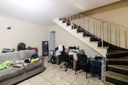 Sala  de casa à venda com 2 quartos, 200m² em Vila Carrão, São Paulo