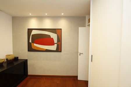 Apartamento à venda com 267m², 4 quartos e 4 vagasQuarto 2