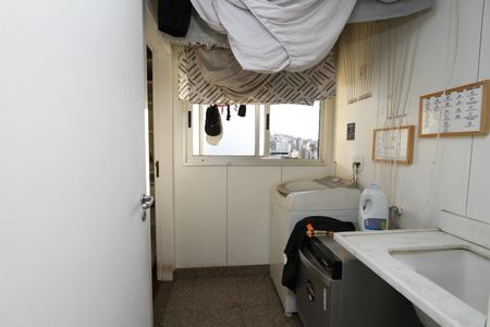Área de Serviço de apartamento à venda com 4 quartos, 267m² em Buritis, Belo Horizonte
