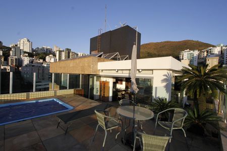 Apartamento à venda com 267m², 4 quartos e 4 vagasCobertura