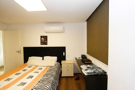 Apartamento à venda com 267m², 4 quartos e 4 vagasQuarto 4 - Suíte