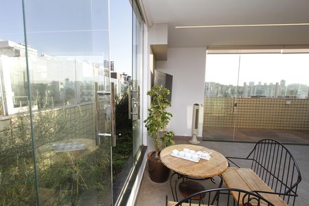 Apartamento à venda com 267m², 4 quartos e 4 vagasCobertura