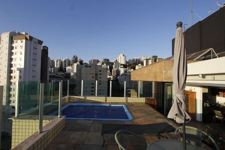Apartamento à venda com 267m², 4 quartos e 4 vagasCobertura