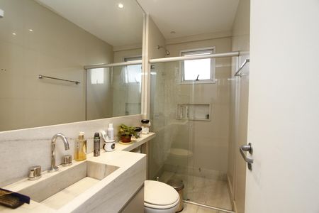 Apartamento à venda com 267m², 4 quartos e 4 vagasBanheiro Social