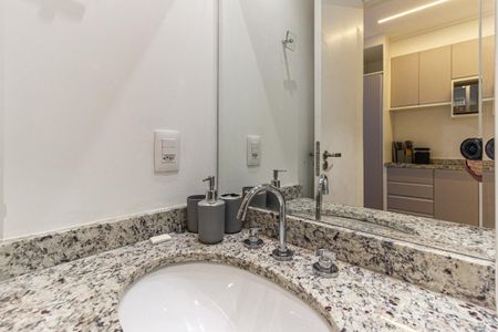 Studio para alugar com 28m², 1 quarto e sem vaga Studio para alugar com 28m², 1 quarto e sem vagaBanheiro
