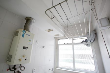 Apartamento para alugar com 80m², 3 quartos e 1 vagaÁrea de Serviço