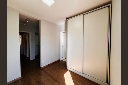 Casa de condomínio à venda com 85m², 2 quartos e 2 vagasCloset da suíte