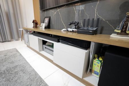 Casa à venda com 190m², 2 quartos e 2 vagas Casa à venda com 190m², 2 quartos e 2 vagasSala