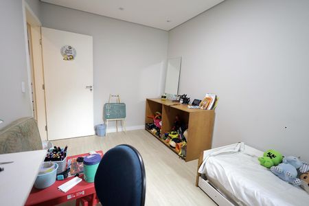 Casa à venda com 190m², 2 quartos e 2 vagas Casa à venda com 190m², 2 quartos e 2 vagasQuarto 1