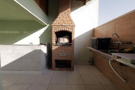Casa à venda com 190m², 2 quartos e 2 vagas Casa à venda com 190m², 2 quartos e 2 vagasCobertura