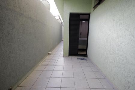 Casa à venda com 190m², 2 quartos e 2 vagas Casa à venda com 190m², 2 quartos e 2 vagasÁrea de Serviço