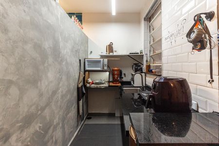 Cozinha de kitnet/studio para alugar com 1 quarto, 32m² em República, São Paulo