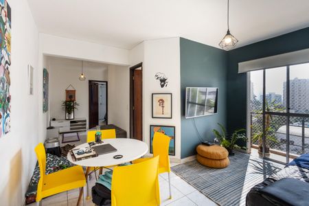 Apartamento à venda com 2 quartos, 57m² em Vila Anglo Brasileira, São Paulo