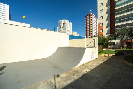 Apartamento para alugar com 130m², 3 quartos e 2 vagas Apartamento para alugar com 130m², 3 quartos e 2 vagasPista de skate