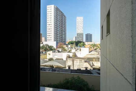 Apartamento para alugar com 130m², 3 quartos e 2 vagas Apartamento para alugar com 130m², 3 quartos e 2 vagasVista da suíte 01