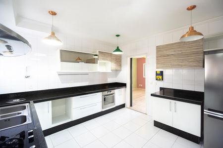 Apartamento para alugar com 130m², 3 quartos e 2 vagas Apartamento para alugar com 130m², 3 quartos e 2 vagasCozinha