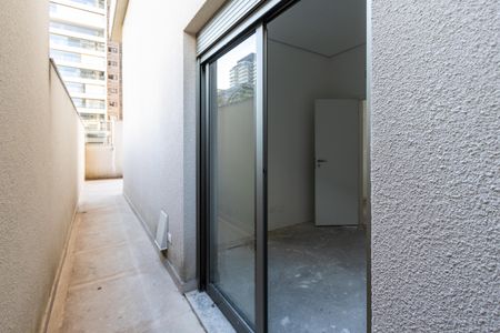 Apartamento à venda com 83m², 1 quarto e 1 vaga Apartamento à venda com 83m², 1 quarto e 1 vagaCorredor externo