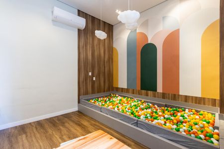 Apartamento à venda com 83m², 1 quarto e 1 vaga Apartamento à venda com 83m², 1 quarto e 1 vagaBrinquedoteca