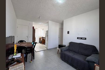 Sala de apartamento à venda com 2 quartos, 46m² em Vargem Pequena, Rio de Janeiro