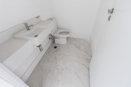 Apartamento à venda com 161m², 3 quartos e 2 vagas Apartamento à venda com 161m², 3 quartos e 2 vagasLavabo