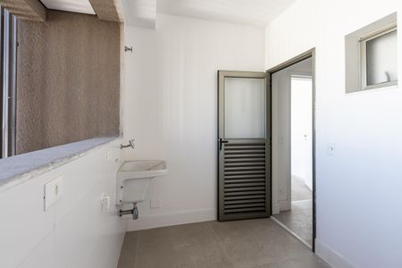 Apartamento à venda com 161m², 3 quartos e 2 vagas Apartamento à venda com 161m², 3 quartos e 2 vagasÁrea de Serviço