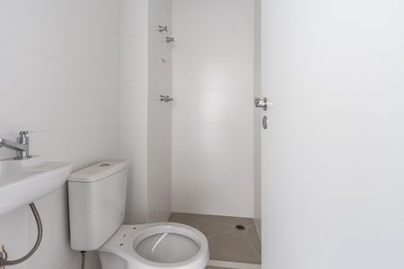 Apartamento à venda com 161m², 3 quartos e 2 vagas Apartamento à venda com 161m², 3 quartos e 2 vagasBanheiro de Serviço