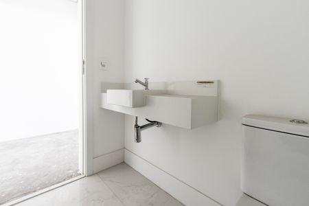 Apartamento à venda com 161m², 3 quartos e 2 vagas Apartamento à venda com 161m², 3 quartos e 2 vagasLavabo