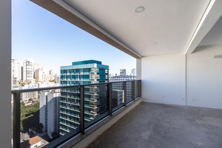 Apartamento à venda com 161m², 3 quartos e 2 vagas Apartamento à venda com 161m², 3 quartos e 2 vagasVaranda