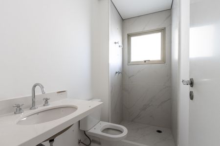 Apartamento à venda com 161m², 3 quartos e 2 vagas Apartamento à venda com 161m², 3 quartos e 2 vagasQuarto 3 - Banheiro da Suite