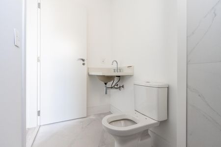 Apartamento à venda com 161m², 3 quartos e 2 vagas Apartamento à venda com 161m², 3 quartos e 2 vagasQuarto 2 - Banheiro da Suite