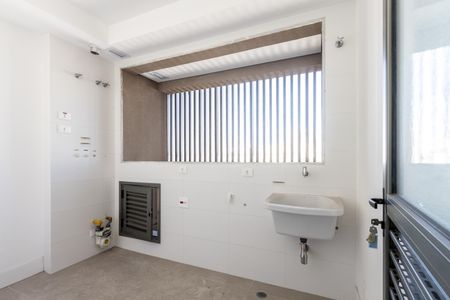 Apartamento à venda com 161m², 3 quartos e 2 vagas Apartamento à venda com 161m², 3 quartos e 2 vagasÁrea de Serviço