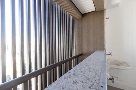 Apartamento à venda com 161m², 3 quartos e 2 vagas Apartamento à venda com 161m², 3 quartos e 2 vagasÁrea de Serviço