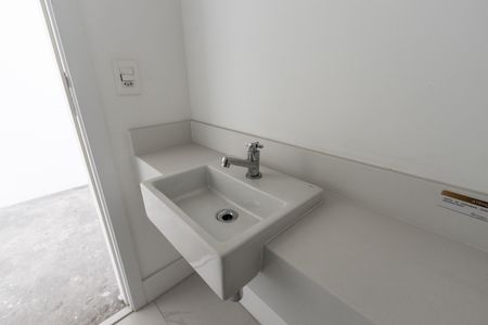Apartamento à venda com 161m², 3 quartos e 2 vagas Apartamento à venda com 161m², 3 quartos e 2 vagasLavabo