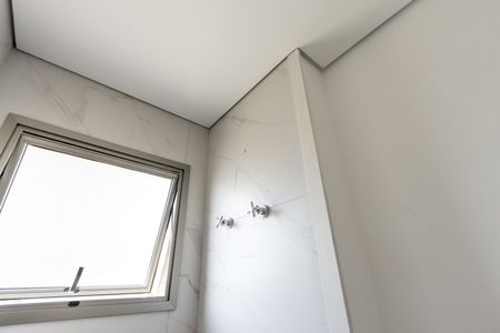 Apartamento à venda com 222m², 4 quartos e 3 vagas Apartamento à venda com 222m², 4 quartos e 3 vagasQuarto 2 - Banheiro da Suite