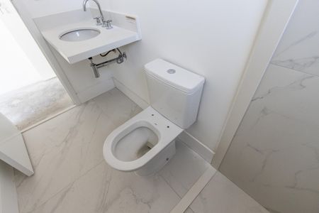 Apartamento à venda com 222m², 4 quartos e 3 vagas Apartamento à venda com 222m², 4 quartos e 3 vagasQuarto 4 - Banheiro da Suite