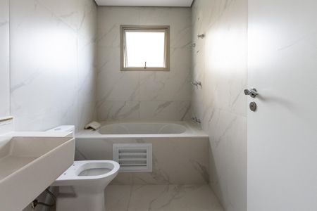 Apartamento à venda com 222m², 4 quartos e 3 vagas Apartamento à venda com 222m², 4 quartos e 3 vagasQuarto 1 - Banheiro 1 da Suite Master