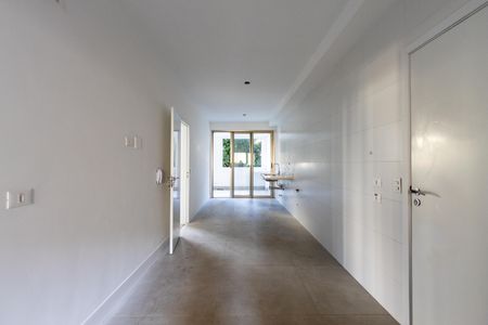 Apartamento à venda com 222m², 4 quartos e 3 vagas Apartamento à venda com 222m², 4 quartos e 3 vagasCozinha