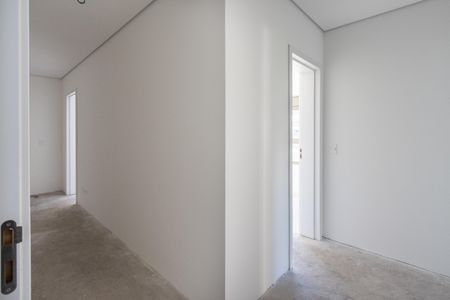 Apartamento à venda com 222m², 4 quartos e 3 vagas Apartamento à venda com 222m², 4 quartos e 3 vagasCorredor