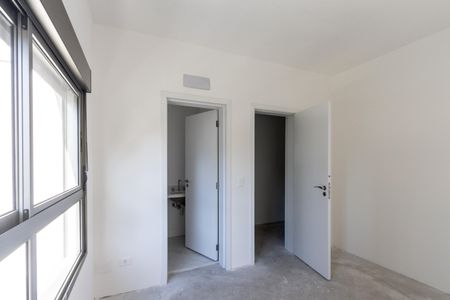 Apartamento à venda com 222m², 4 quartos e 3 vagas Apartamento à venda com 222m², 4 quartos e 3 vagasQuarto 3 - Suite