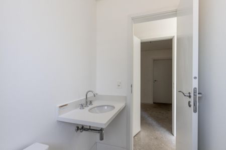 Apartamento à venda com 222m², 4 quartos e 3 vagas Apartamento à venda com 222m², 4 quartos e 3 vagasQuarto 2 - Banheiro da Suite