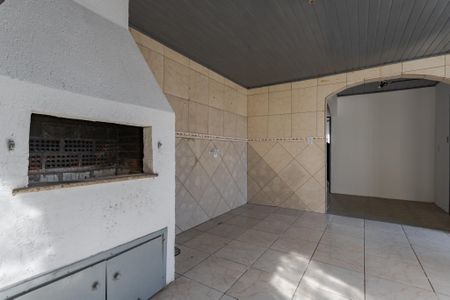 Casa à venda com 153m², 2 quartos e 2 vagas Casa à venda com 153m², 2 quartos e 2 vagasCozinha e Área de Serviço
