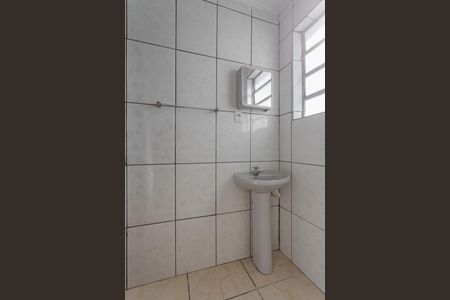 Casa à venda com 153m², 2 quartos e 2 vagas Casa à venda com 153m², 2 quartos e 2 vagasBanheiro