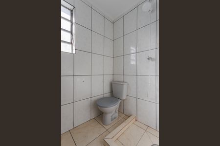 Casa à venda com 153m², 2 quartos e 2 vagas Casa à venda com 153m², 2 quartos e 2 vagasBanheiro