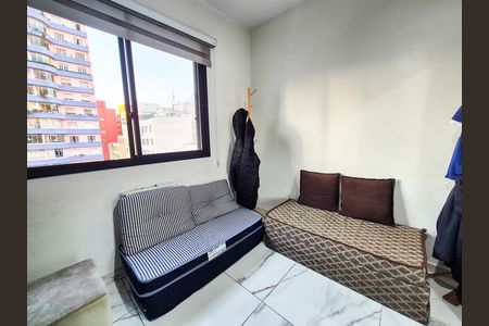 Apartamento à venda com 32m², 1 quarto e 1 vaga Apartamento à venda com 32m², 1 quarto e 1 vagaSala
