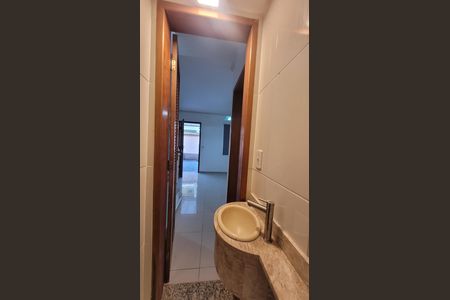 Casa à venda com 74m², 2 quartos e 1 vaga Casa à venda com 74m², 2 quartos e 1 vagaLavabo da Sala