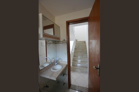 Casa à venda com 74m², 2 quartos e 1 vagaBanheiro  Social