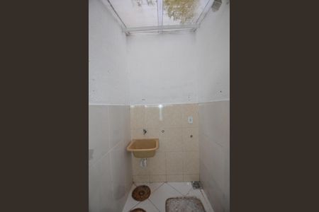 Casa à venda com 74m², 2 quartos e 1 vagaÁrea de Serviço